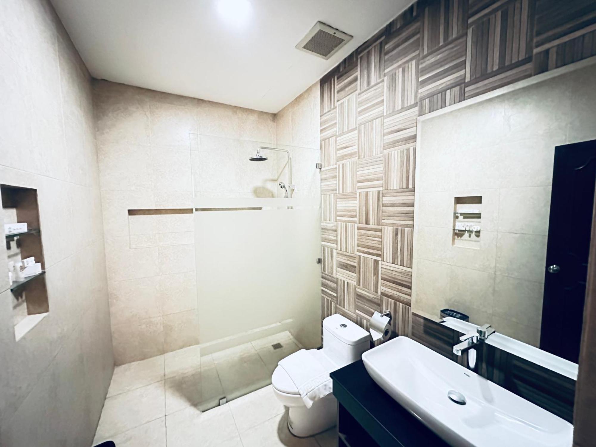 Vigan Plaza Hotel Exterior photo