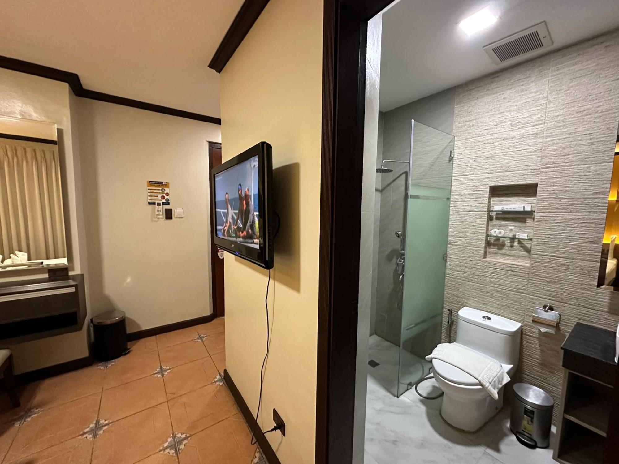 Vigan Plaza Hotel Exterior photo