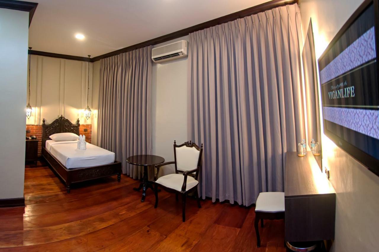 Vigan Plaza Hotel Exterior photo